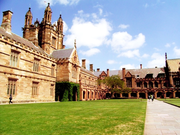 Vẻ đẹp của khu vườn cổ trong khuôn viên Đại học Sydney 23