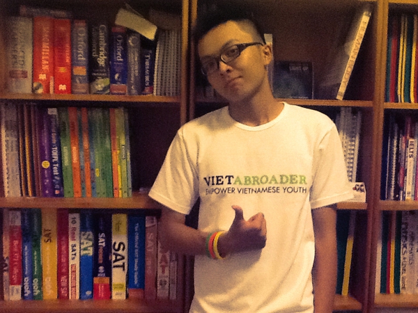 Từ học sinh su&yacute;t "đội sổ" đến gi&agrave;nh một l&uacute;c 13 học bổng của Mỹ 4