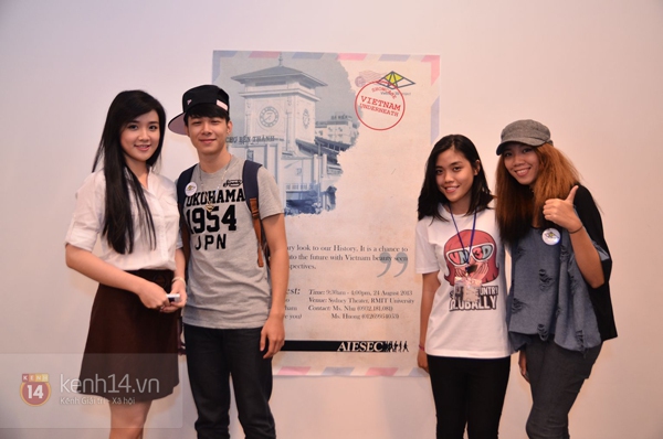 Sinh viên trường RMIT cùng Hà Okio quảng bá nét đẹp Việt Nam 7