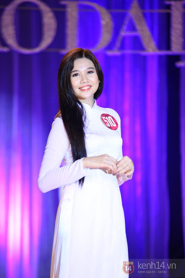 Cô nữ sinh xinh xắn đăng quang Miss Áo Dài 2013 7