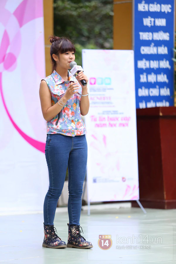 HS Trưng Vương được thầy Khắc Hiếu "bắt tâm lý" cho năm học mới 9