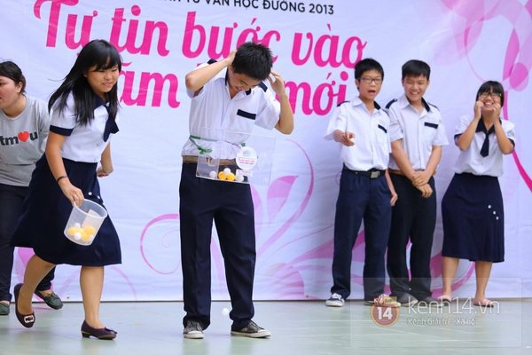 HS Trưng Vương được thầy Khắc Hiếu "bắt t&acirc;m l&yacute;" cho năm học mới 18