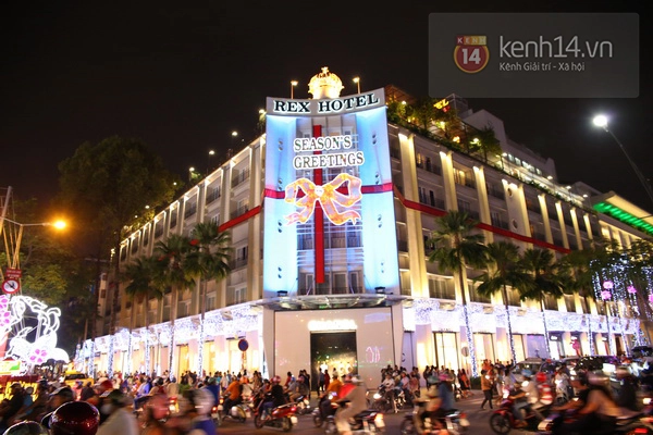 Ngắm Sài Gòn lộng lẫy trước mùa Giáng sinh và Năm mới 2014 8