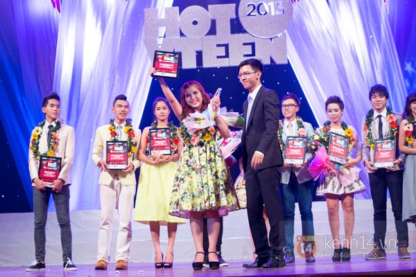 Chibi Hoàng Yến trở thành đại sứ Hot VTeen toàn quốc 2013 8