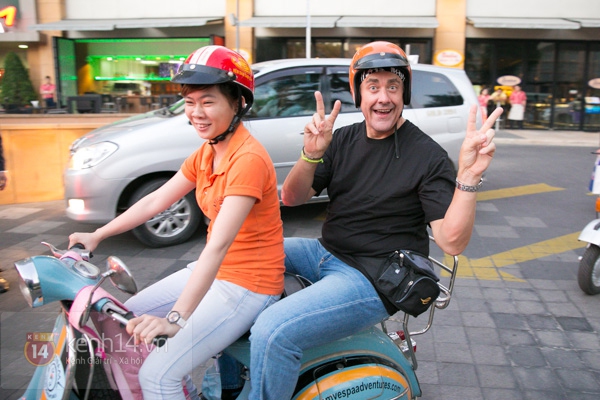 "Binh đoàn" Vespa nổi tiếng với khách Tây ở Sài Gòn 12