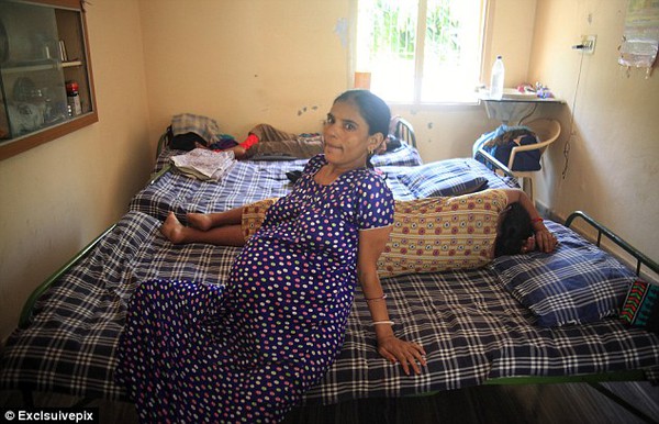 Các "lò đẻ thuê" ở Ấn Độ giúp nâng cao đời sống người dân 6