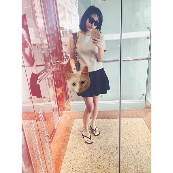 Sắc đen bao tr&ugrave;m street style tuần qua của sao Việt & thế giới 7