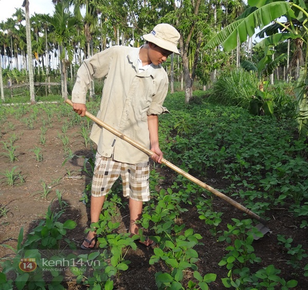 Cậu học sinh giỏi mồ côi cha mơ thành bác sĩ chữa bệnh hiểm nghèo cho mẹ 1