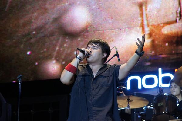20.000 người &ldquo;đắm m&igrave;nh&rdquo; c&ugrave;ng &ldquo;RockStorm&rdquo; 9