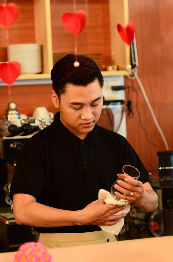 Don Nguyễn bán cafe dịp Valentine 3 Don Nguyễn bán cafe dịp Valentine 3