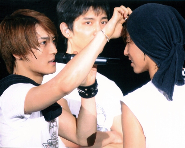 Truyền th&ocirc;ng ch&acirc;u &Aacute; x&ocirc;n xao nghi &aacute;n Jaejoong (JYJ) l&agrave; gay 9
