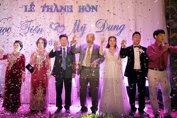 Mỹ Dzung vẫn xinh đẹp trong ngày cưới dù mang bầu 5 tháng 29