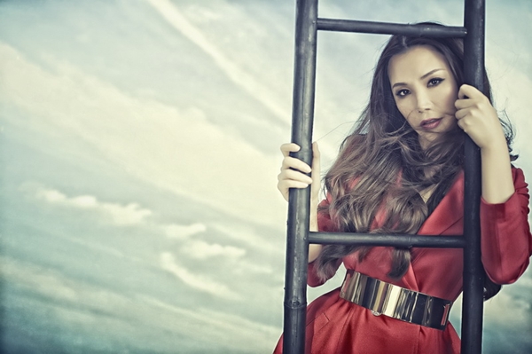 Hồ Quỳnh Hương tung MV cho hit trong album trở lại  3