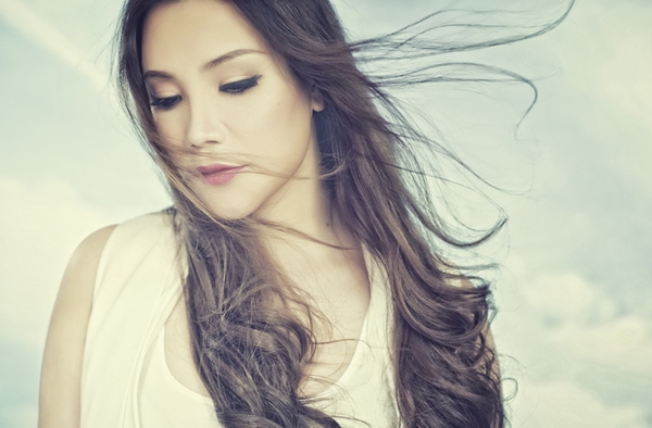 Hồ Quỳnh Hương tung MV cho hit trong album trở lại  10