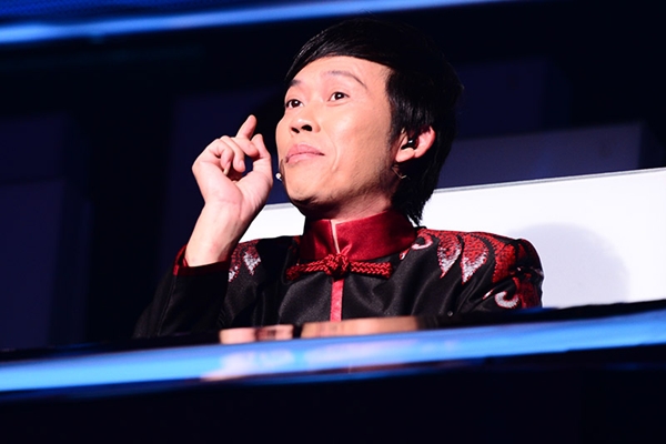 The Winner Is...: Ho&agrave;i Linh kh&ocirc;ng h&agrave;i l&ograve;ng c&aacute;ch chọn b&agrave;i của Quốc Thi&ecirc;n 2