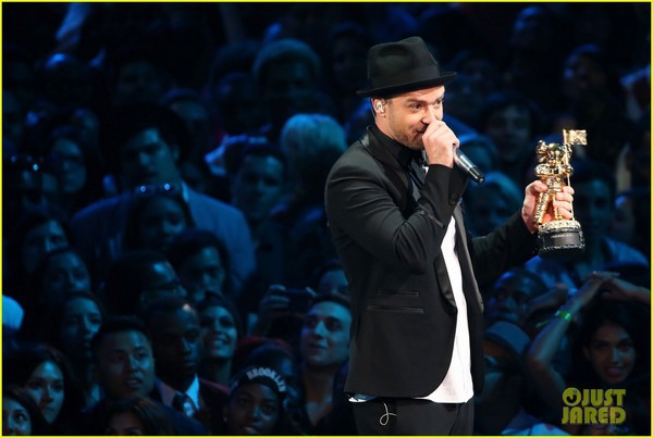 VMAs 2013: Justin Timberlake ẵm giải "Video của năm" 16