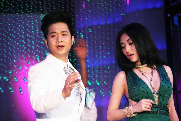 Quách Tuấn Du tiếp tục “sánh đôi” cùng Như Ý 9