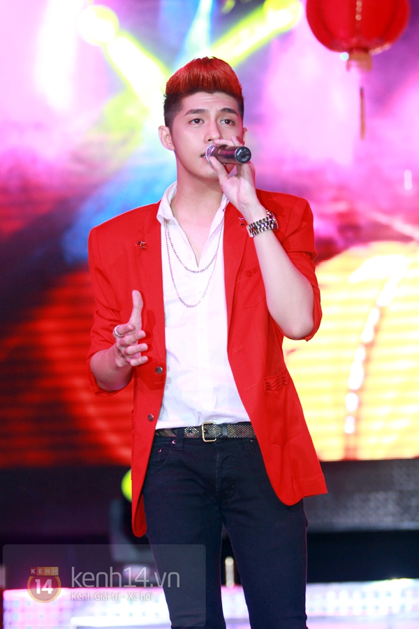 Sao Việt ủng hộ Mai Phương Thúy làm show từ thiện Trung thu 16 Sao Việt ủng hộ Mai Phương Thúy làm show từ thiện Trung thu 16