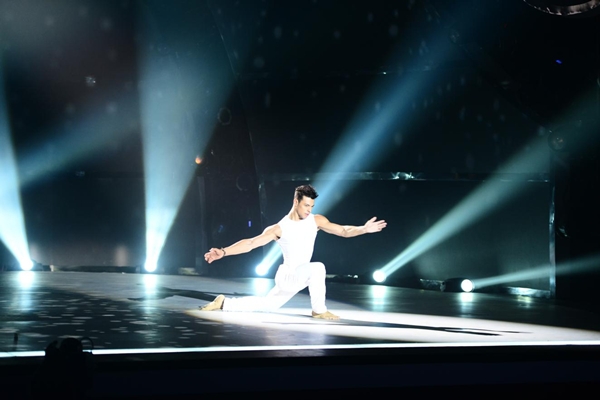 Sao Việt phấn khích với đêm ra mắt ấn tượng của Top 20 SYTYCD 26