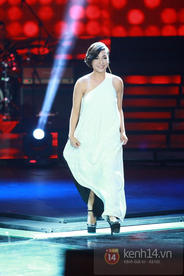 Liveshow 1 The Voice Việt: Song Tú là "Queen of the night" 6