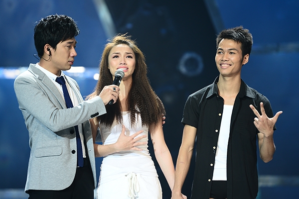 SYTYCD: Gi&aacute;m khảo Ho&agrave;i Linh "tr&aacute;ch" kh&aacute;n giả 1