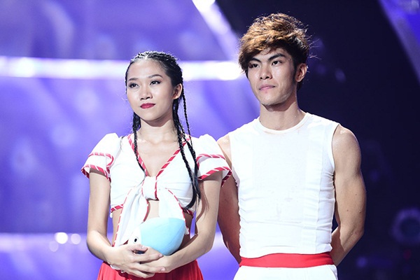 SYTYCD: Mỹ An - Đ&igrave;nh Lộc tỏa s&aacute;ng qua b&agrave;n tay nh&agrave; bi&ecirc;n đạo của Lady Gaga 18