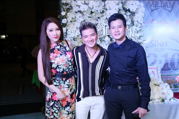 Dàn sao "khủng" của showbiz Việt tưng bừng dự sinh nhật Mr.Đàm 28