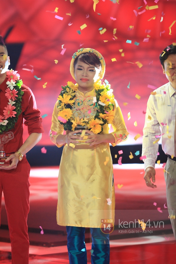 Ai là "người chiến thắng" nổi bật nhất showbiz Việt 2013? 15