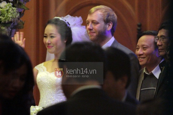 Hoa hậu Ngô Phương Lan lộng lẫy trong lễ cưới tại Hà Nội 18