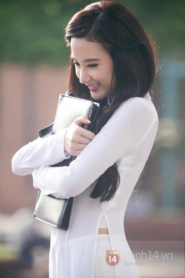 Angela Phương Trinh đã được phép biểu diễn trở lại 5 Angela Phương Trinh đã được phép biểu diễn trở lại 5