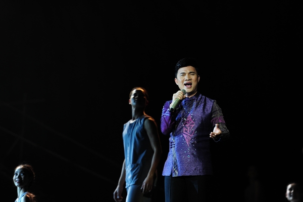 Mỹ Tâm, Thu Minh, Hà Hồ tỏa sáng trên cùng sân khấu 24
