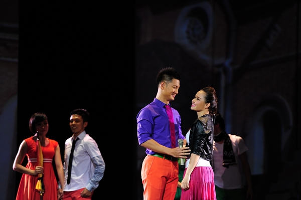 Mỹ Tâm, Thu Minh, Hà Hồ tỏa sáng trên cùng sân khấu 21
