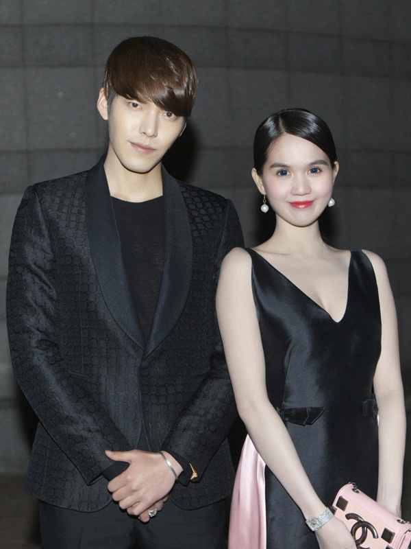 Ngọc Trinh diện v&aacute;y 200 triệu hội ngộ Kim Woo Bin 1