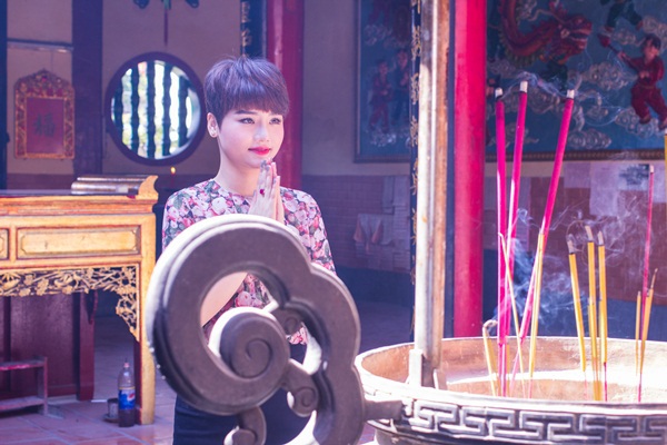 Miu L&ecirc; đ&aacute;ng y&ecirc;u v&agrave; nh&iacute; nhảnh đ&oacute;n năm mới 6
