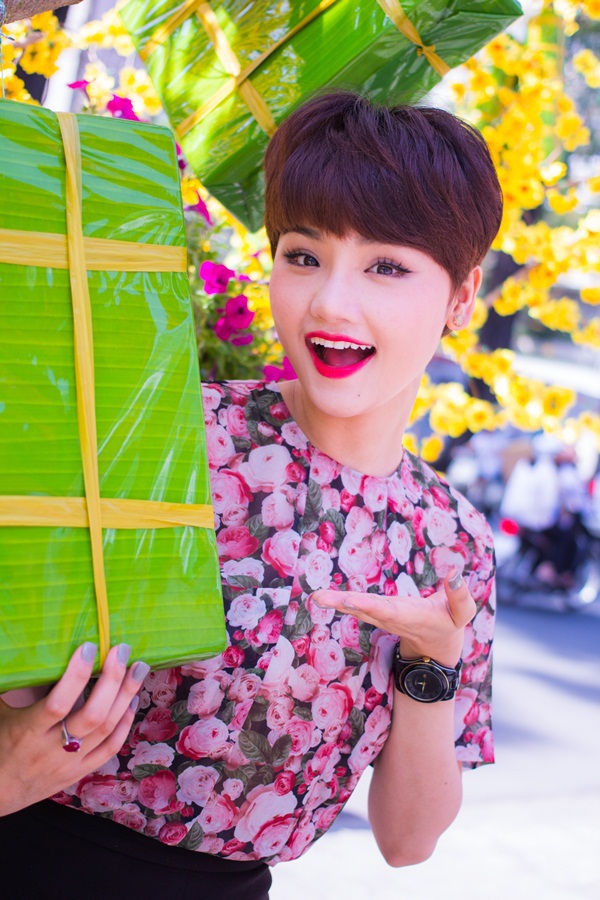 Miu L&ecirc; đ&aacute;ng y&ecirc;u v&agrave; nh&iacute; nhảnh đ&oacute;n năm mới 10
