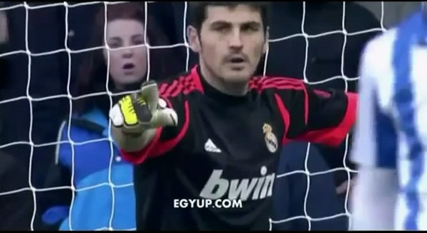 Casillas "chê" băng đội trưởng của Ronaldo 1