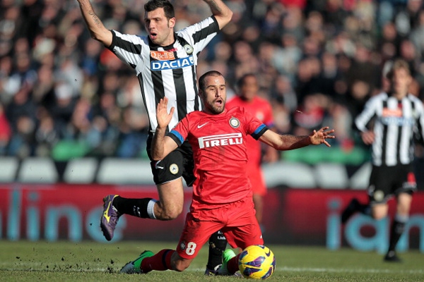 Udinese - Inter: Thảm bại sân khách 1