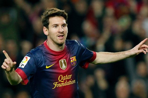 Quả B&oacute;ng V&agrave;ng FIFA 2012: Gọi t&ecirc;n Messi 3