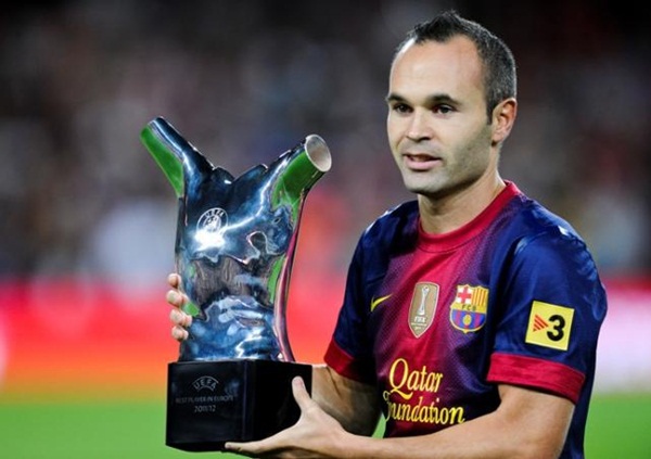 Quả B&oacute;ng V&agrave;ng FIFA 2012: Gọi t&ecirc;n Messi 5