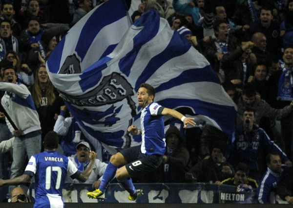 Porto 1-0 Malaga: Lợi thế mong manh 2