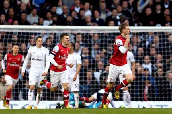 Tottenham 2-1 Arsenal: Gà trống gáy vang 3