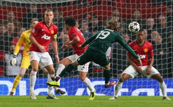 Man United 1-2 Real Madrid: Chiếc thẻ đỏ oan nghiệt 3