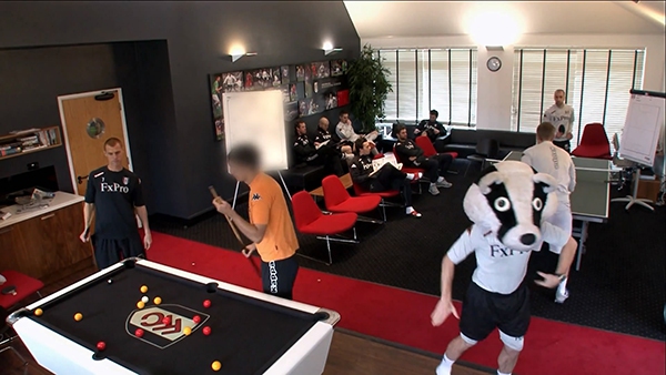 Học đòi Man City, Fulham cũng nhảy Harlem Shake 1