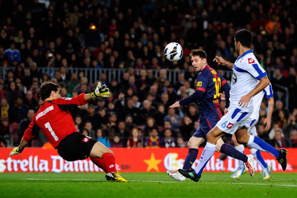 “Ông vua kỷ lục” Messi lại “lên tiếng” 2