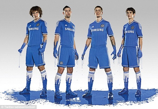 Chelsea ch&iacute;nh thức tung &aacute;o đấu của m&ugrave;a giải mới 4