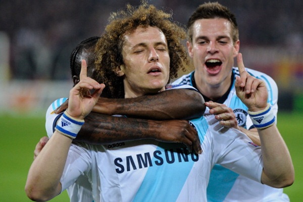 Basel 1-2 Chelsea: Người hùng Luiz 2