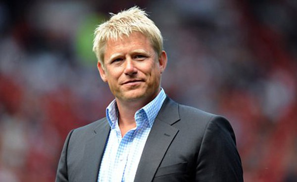 Huyền thoại của MU Peter Schmeichel sắp tới Việt Nam 1