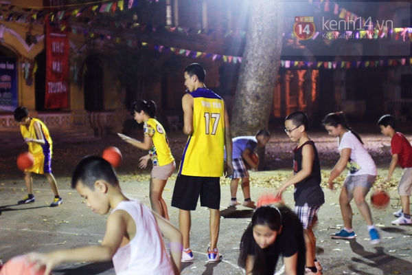 Gặp người "ươm mầm" tài năng bóng rổ trẻ Hà Nội 8