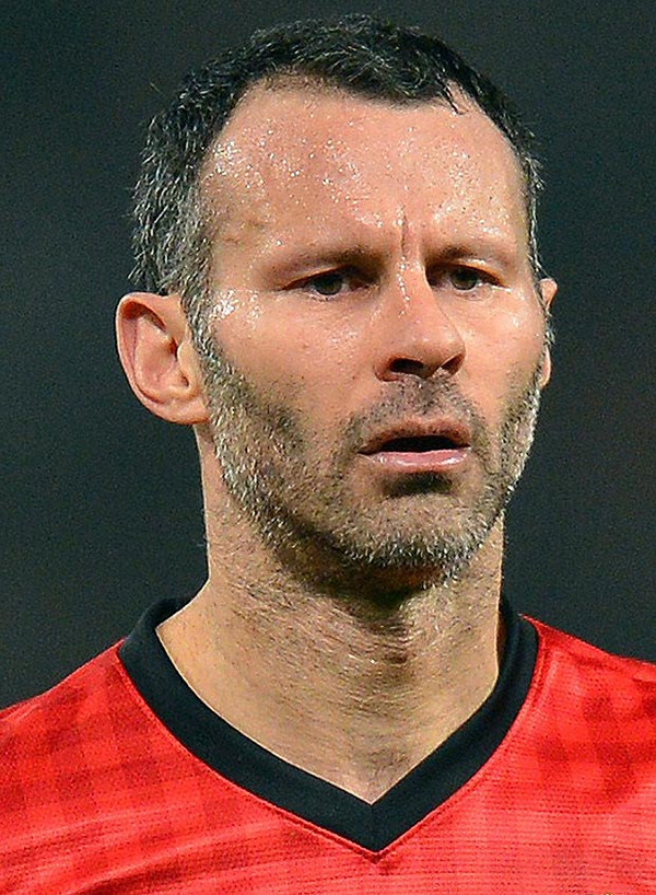 Giggs bị em trai "tố" bỏ mặc cha ruột đang ung thư 1