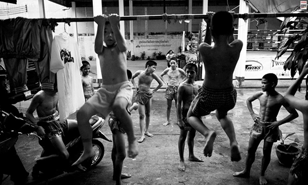 Tuổi thơ khắc nghiệt của những "tiểu võ sĩ"  Muay Thai 19